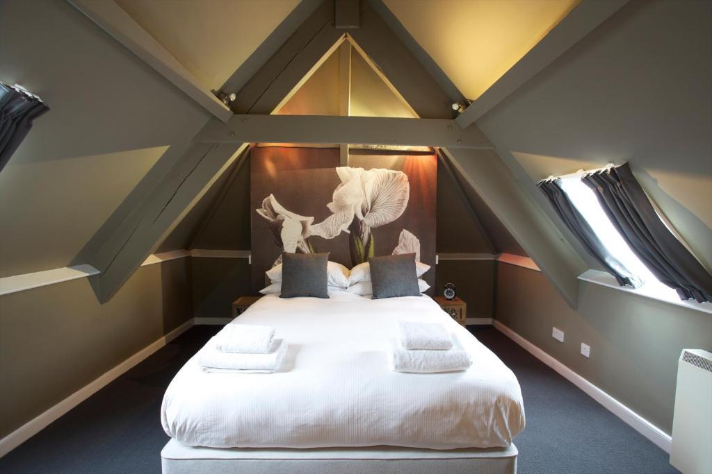 Отель The Kings Arms Дидмартон Номер фото